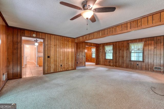 727 Bell Creek Road, Hiawassee, GA 30546
