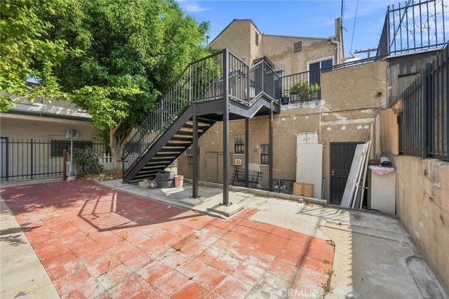 4315 W Pico Boulevard, Los Angeles, CA 90019