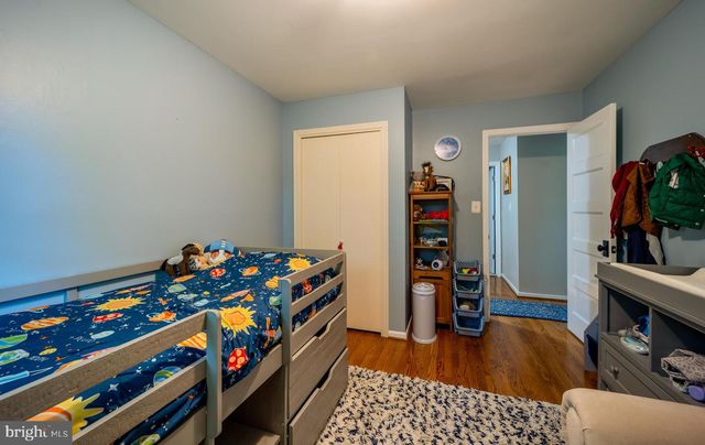 2235 ABBOTSFORD DR, Vienna, VA 22181