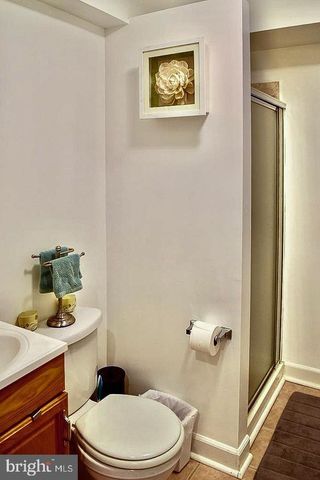 2235 ABBOTSFORD DR, Vienna, VA 22181