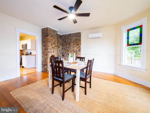 440 E QUEEN ST, Strasburg, VA 22657