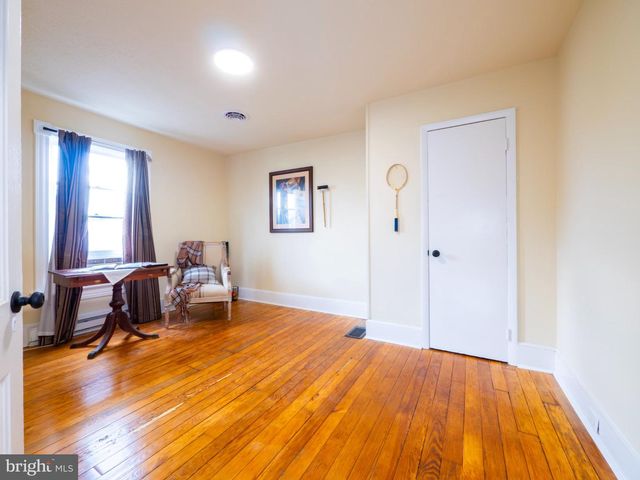 440 E QUEEN ST, Strasburg, VA 22657