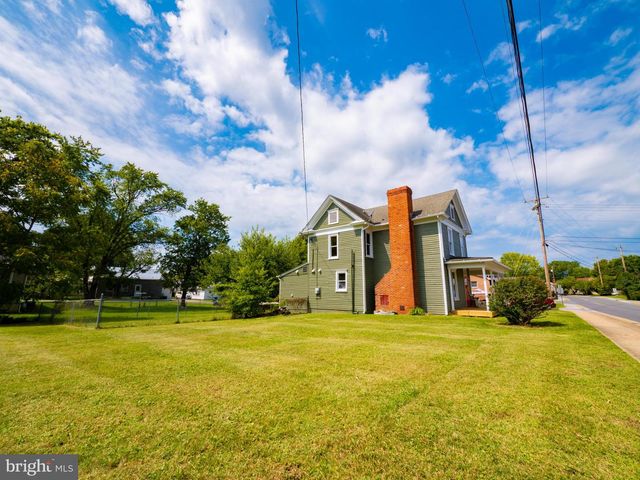 440 E QUEEN ST, Strasburg, VA 22657