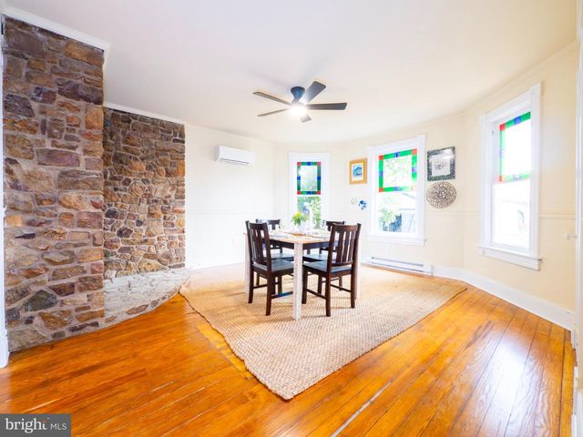 440 E QUEEN ST, Strasburg, VA 22657