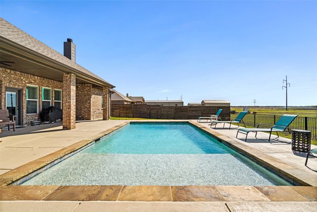 20414 County Road 1040, Nevada, TX 75173