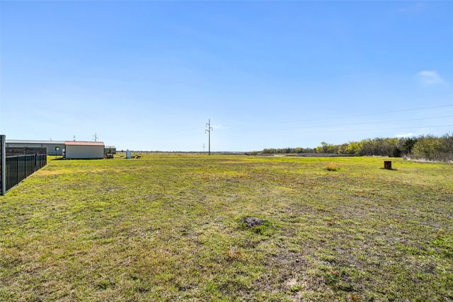 20414 County Road 1040, Nevada, TX 75173
