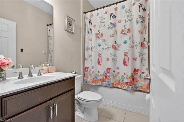 10818 Alvara Point DR, Bonita Springs, FL 34135