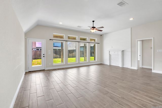 2912 COUNTRYSIDE PATH, Seguin, TX 78155
