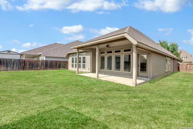 2912 COUNTRYSIDE PATH, Seguin, TX 78155