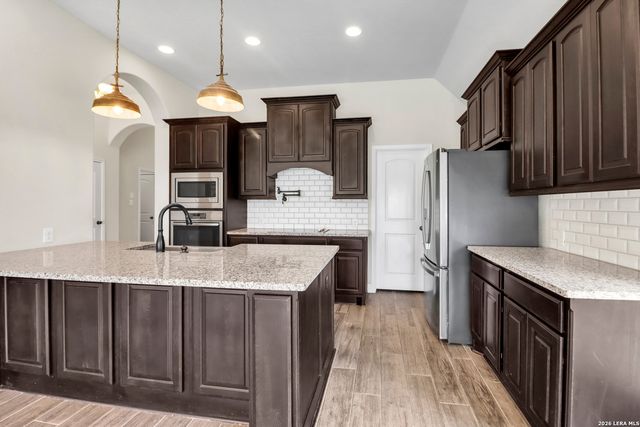 2912 COUNTRYSIDE PATH, Seguin, TX 78155