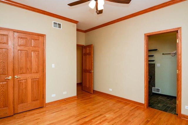 1720 W Augusta Avenue 1, Chicago, IL 60622