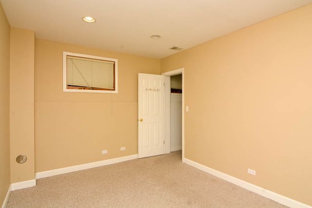 1720 W Augusta Avenue 1, Chicago, IL 60622