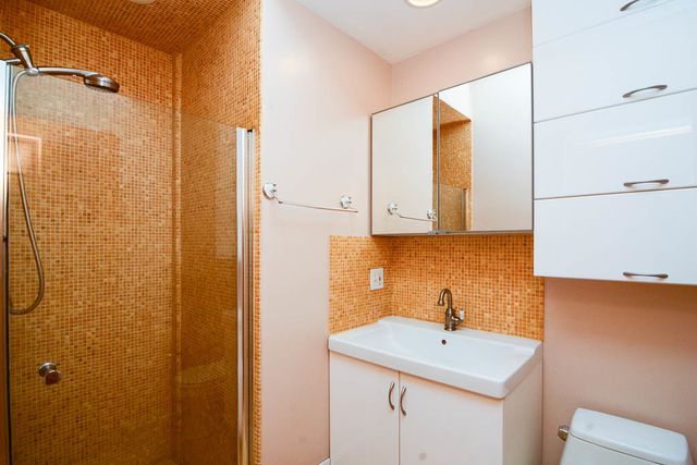 1720 W Augusta Avenue 1, Chicago, IL 60622
