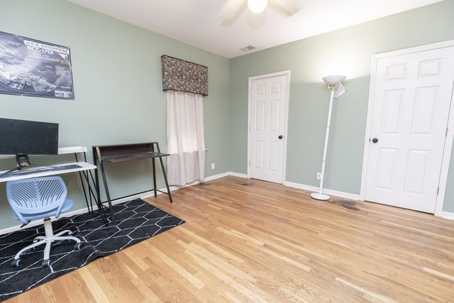 161 Mansker Park Dr, Hendersonville, TN 37075