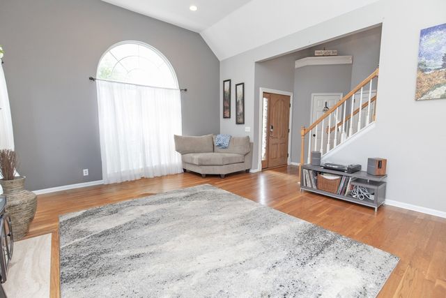 161 Mansker Park Dr, Hendersonville, TN 37075