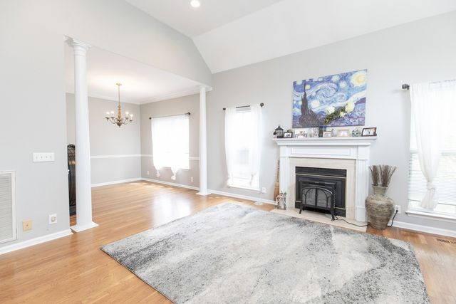 161 Mansker Park Dr, Hendersonville, TN 37075