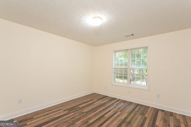 5302 Morgan Manor Drive, Lula, GA 30554