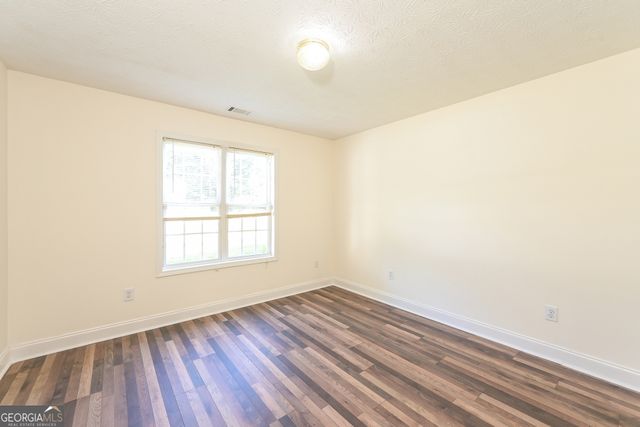 5302 Morgan Manor Drive, Lula, GA 30554