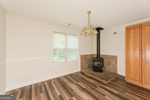 5302 Morgan Manor Drive, Lula, GA 30554