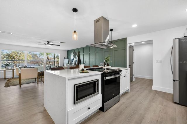 1598 BROOKSIDE BOULEVARD, Largo, FL 33770