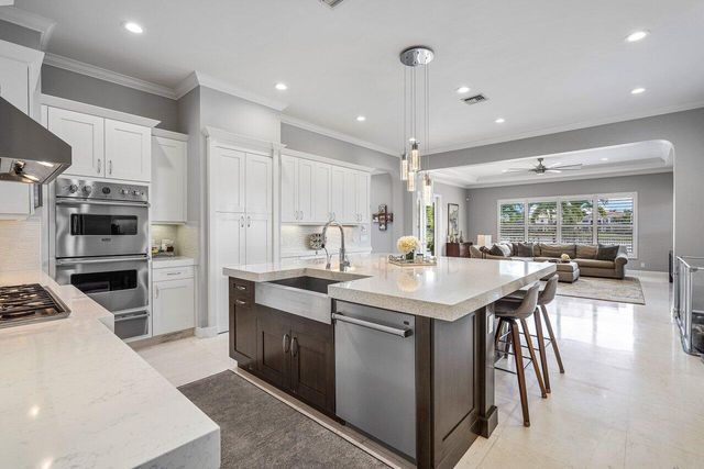 17511 Cadena Drive, Boca Raton, FL 33496