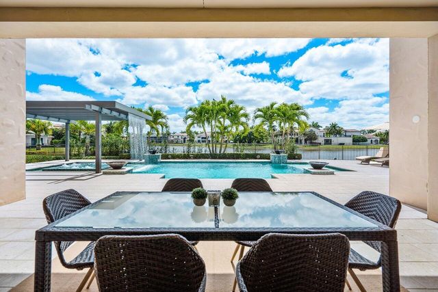 17511 Cadena Drive, Boca Raton, FL 33496