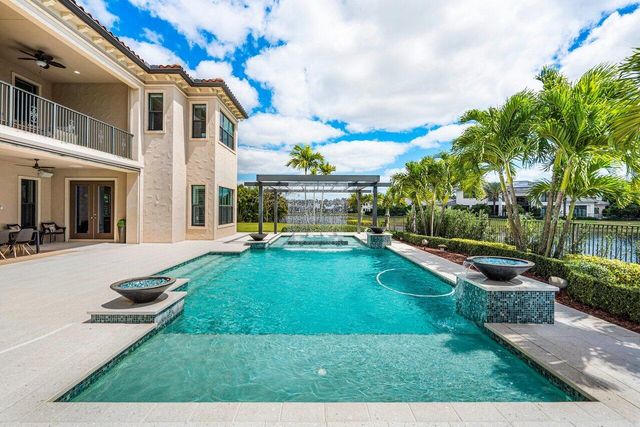 17511 Cadena Drive, Boca Raton, FL 33496