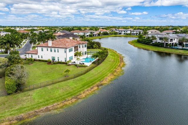 17511 Cadena Drive, Boca Raton, FL 33496