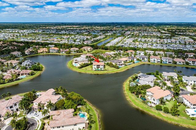 17511 Cadena Drive, Boca Raton, FL 33496