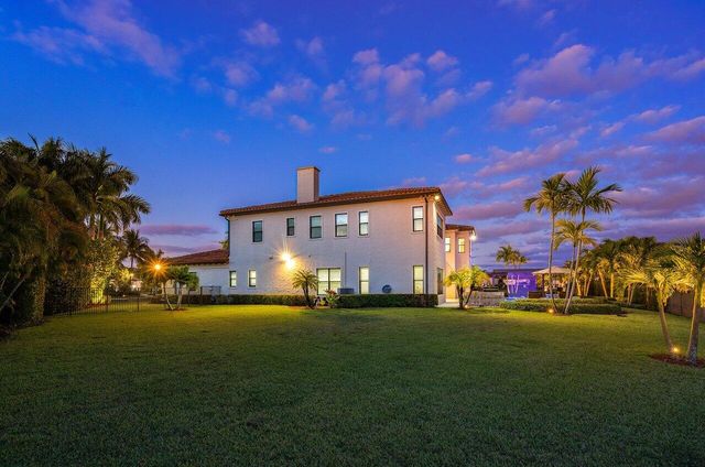 17511 Cadena Drive, Boca Raton, FL 33496