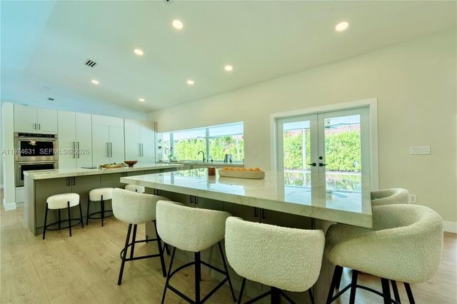 10461 SW 121st St, Miami, FL 33176