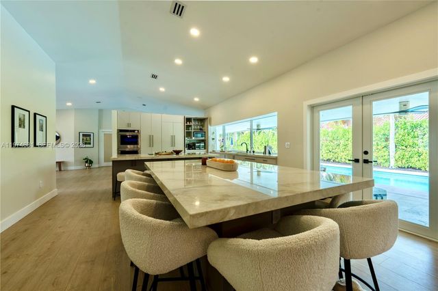 10461 SW 121st St, Miami, FL 33176