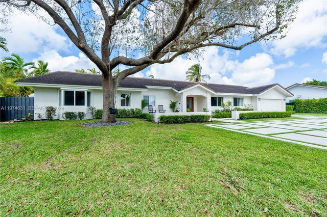 10461 SW 121st St, Miami, FL 33176