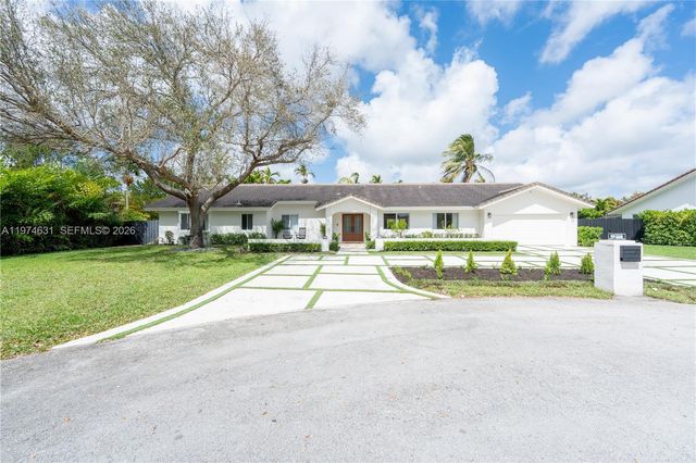 10461 SW 121st St, Miami, FL 33176