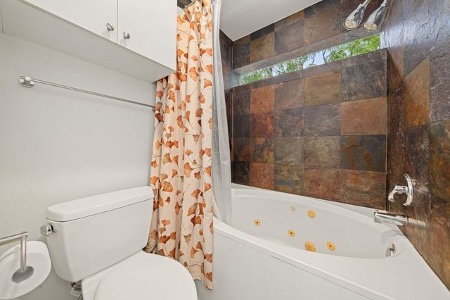 3105 Caroline Street, Houston, TX 77004