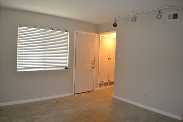 5616 Harvest Hill Road, Dallas, TX 75230