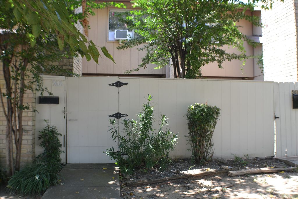 5616 Harvest Hill Road, Dallas, TX 75230