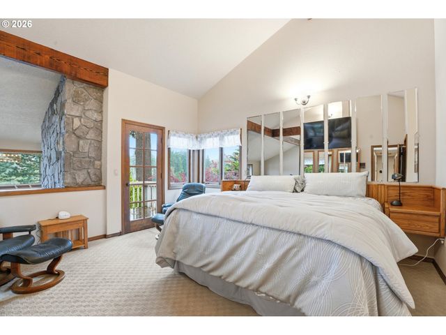 23905 BUTTEVILLE Rd Ne, Aurora, OR 97002
