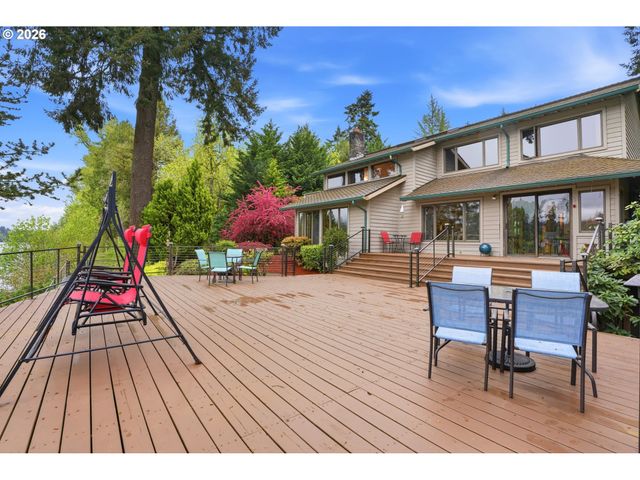 23905 BUTTEVILLE Rd Ne, Aurora, OR 97002