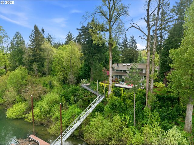 23905 BUTTEVILLE Rd Ne, Aurora, OR 97002