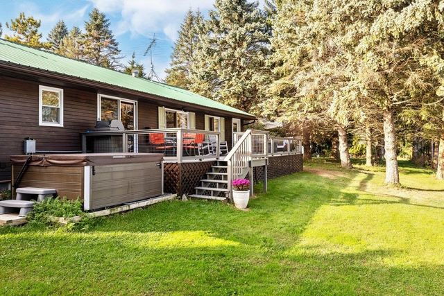 448 Jordan Point Road, Isle La Motte, VT 05463