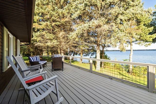 448 Jordan Point Road, Isle La Motte, VT 05463