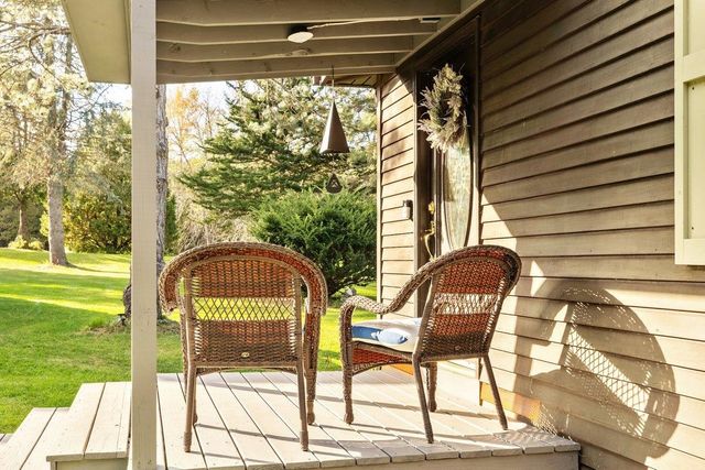448 Jordan Point Road, Isle La Motte, VT 05463
