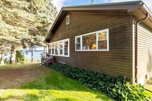 448 Jordan Point Road, Isle La Motte, VT 05463