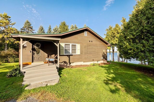 448 Jordan Point Road, Isle La Motte, VT 05463