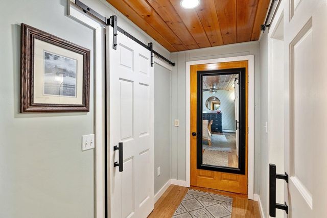 448 Jordan Point Road, Isle La Motte, VT 05463