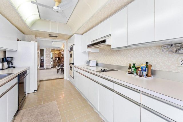 2660 S Ocean Boulevard 703s, Palm Beach, FL 33480