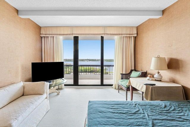 2660 S Ocean Boulevard 703s, Palm Beach, FL 33480