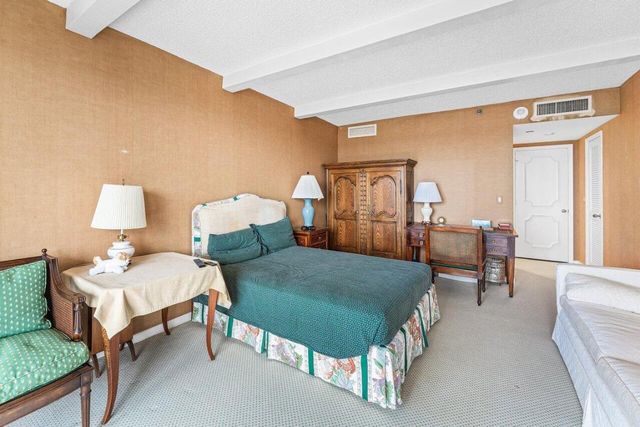 2660 S Ocean Boulevard 703s, Palm Beach, FL 33480