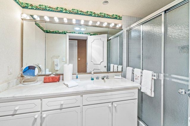 2660 S Ocean Boulevard 703s, Palm Beach, FL 33480